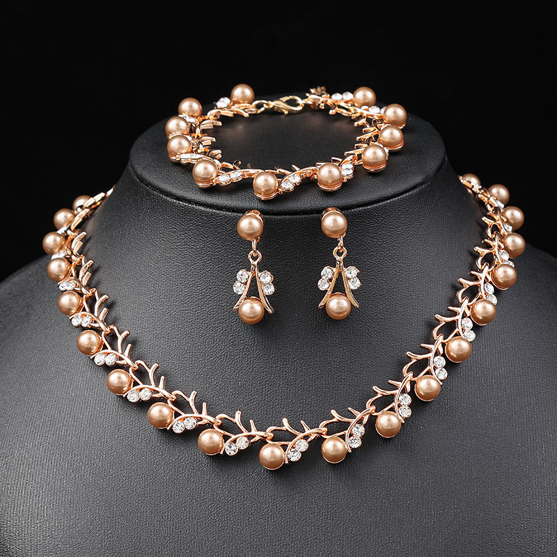 Pearl Necklace Earring Set Versatile Accessories Fashion Small Fresh Alloy Plating