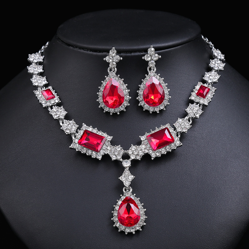 Stylish Artificial Gemstone Necklace and Earrings Set Clavicle Chain